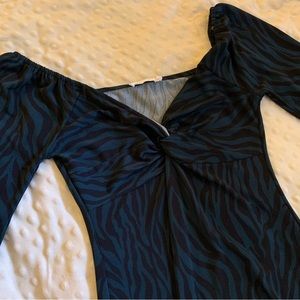 All in Favor Black and Blue Long Sleeve Body Con Dress